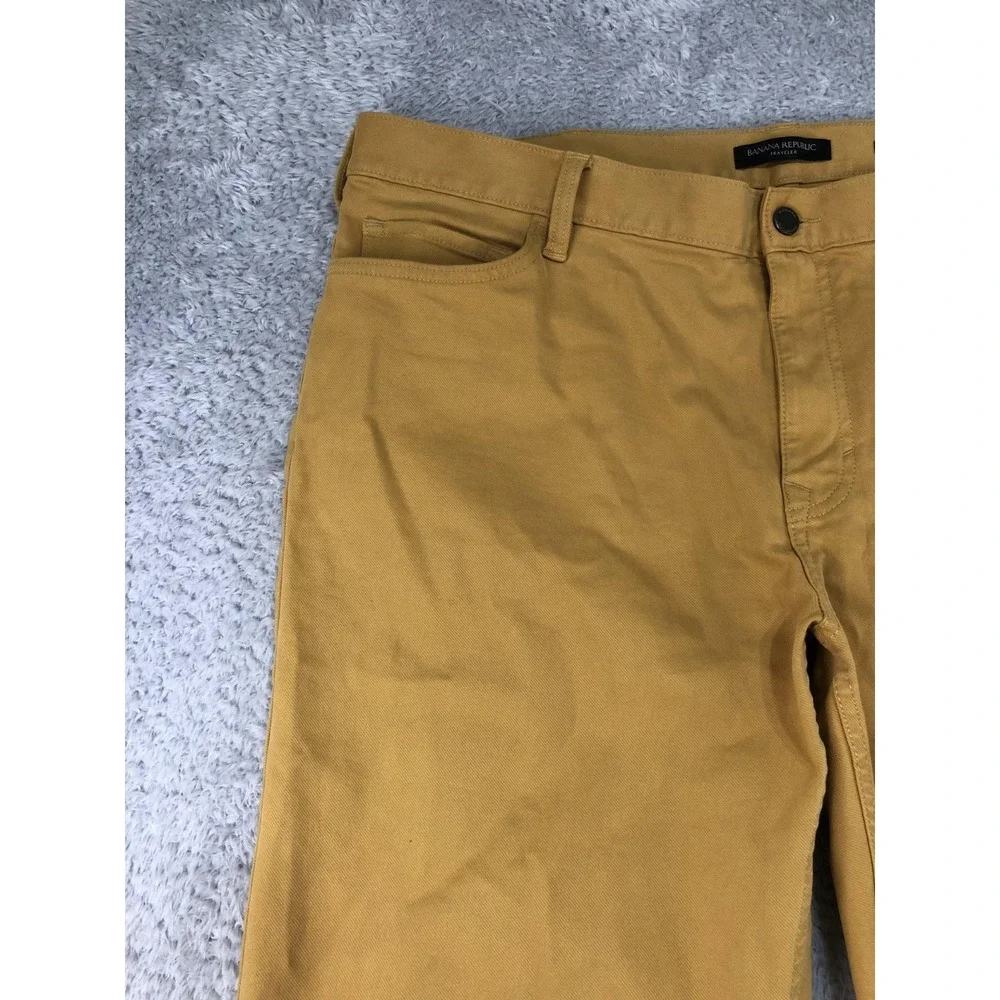 Banana Republic Pants Men 40x32 (Tag 40x34) Yellow Traveler Athletic Tapered Fit
